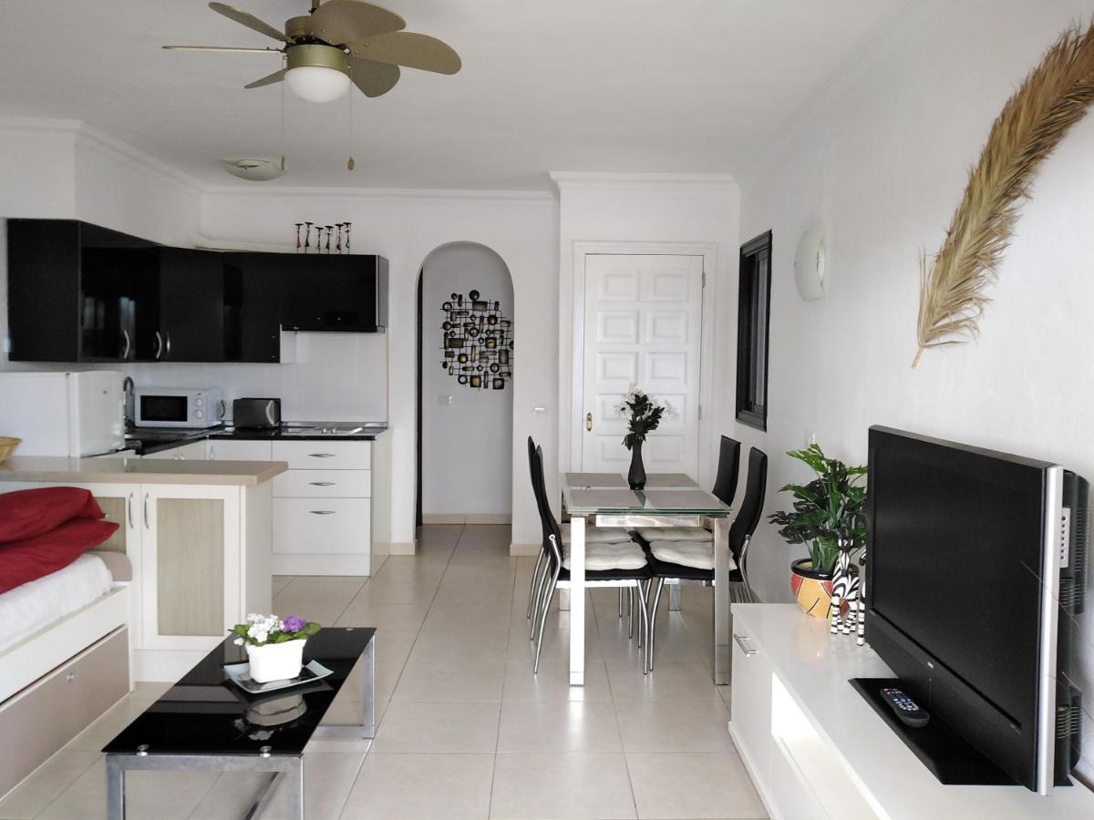 Apartamento La Palmera Amarilla Golf San Miguel de Abona Dış mekan fotoğraf