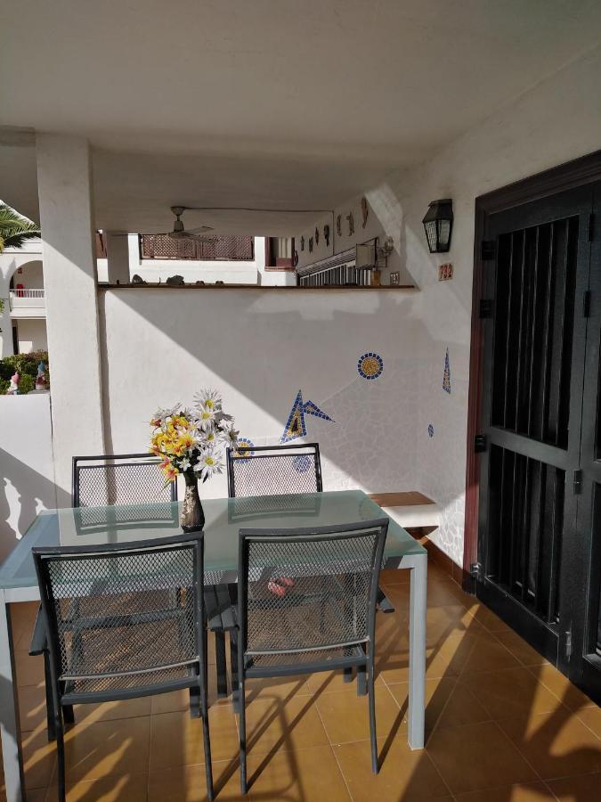 Apartamento La Palmera Amarilla Golf San Miguel de Abona Dış mekan fotoğraf