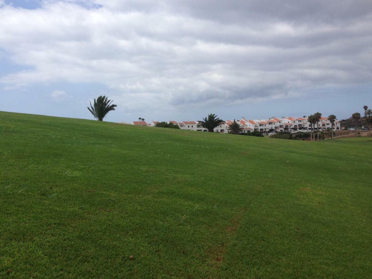 Apartamento La Palmera Amarilla Golf San Miguel de Abona Dış mekan fotoğraf